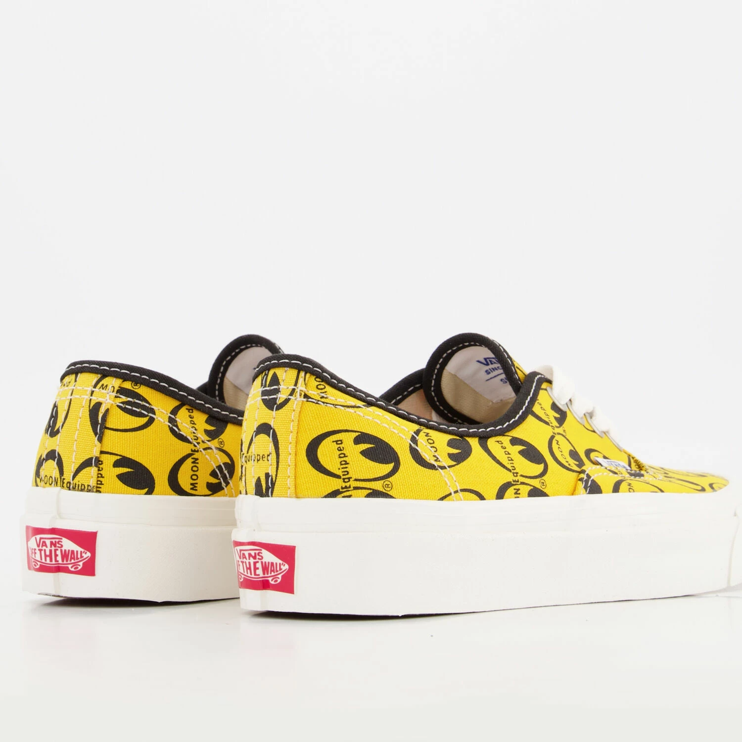 Vans Yellow & Black Authentic 44 D Trainers - Image 2