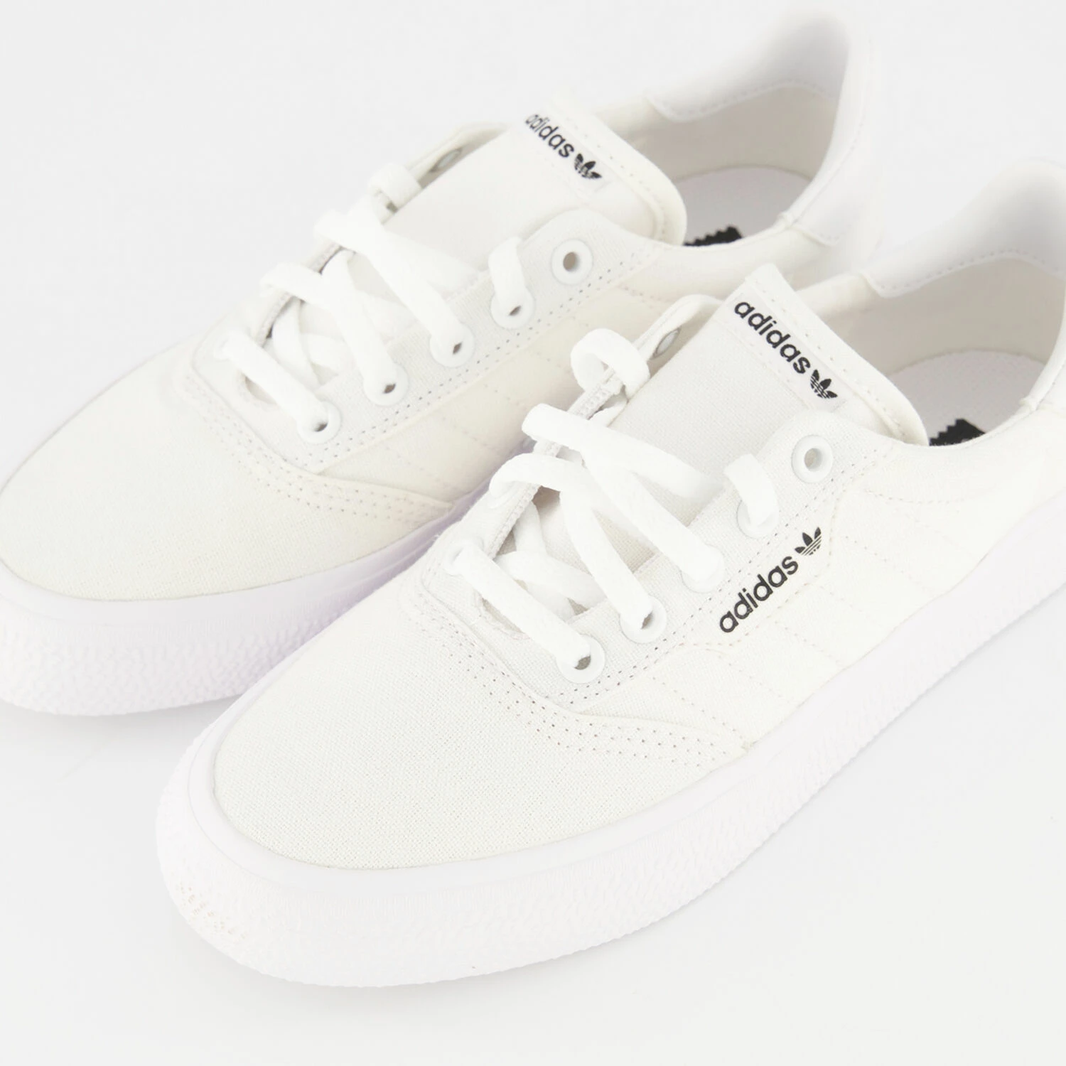 Adidas White 3MC Trainers - Image 3