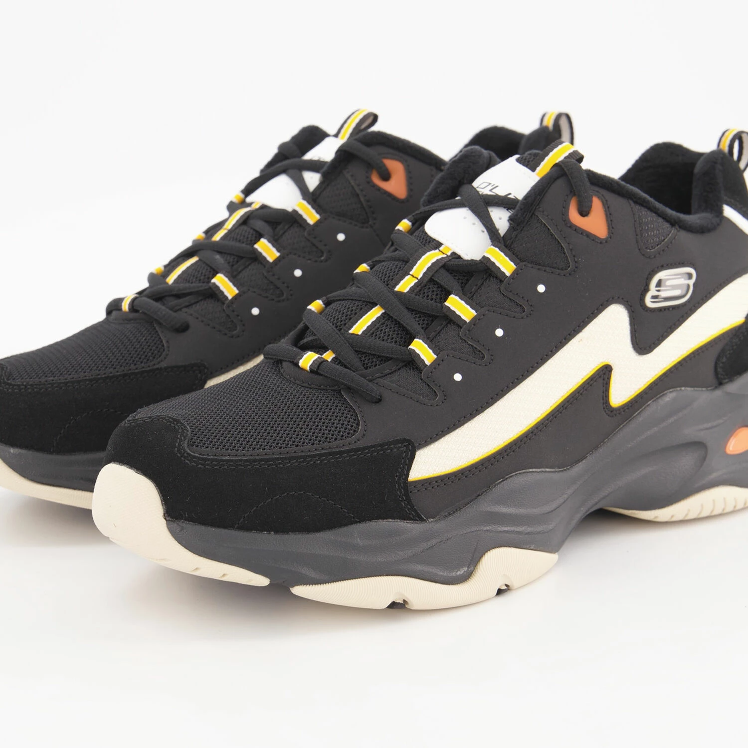 Skechers Black D'Lites 4.0 Trainers - Image 3